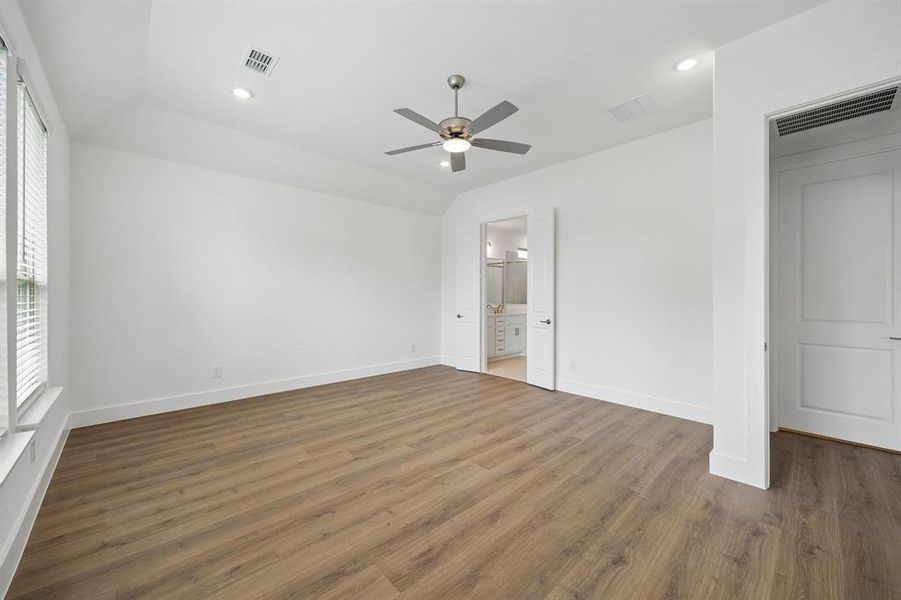 Spacious, unfurnished interior of a new home in , McKinney (Image 18).