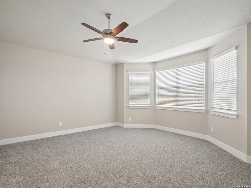 Spacious, unfurnished interior of a new home in Stetson Ridge, Marion (Image 12).