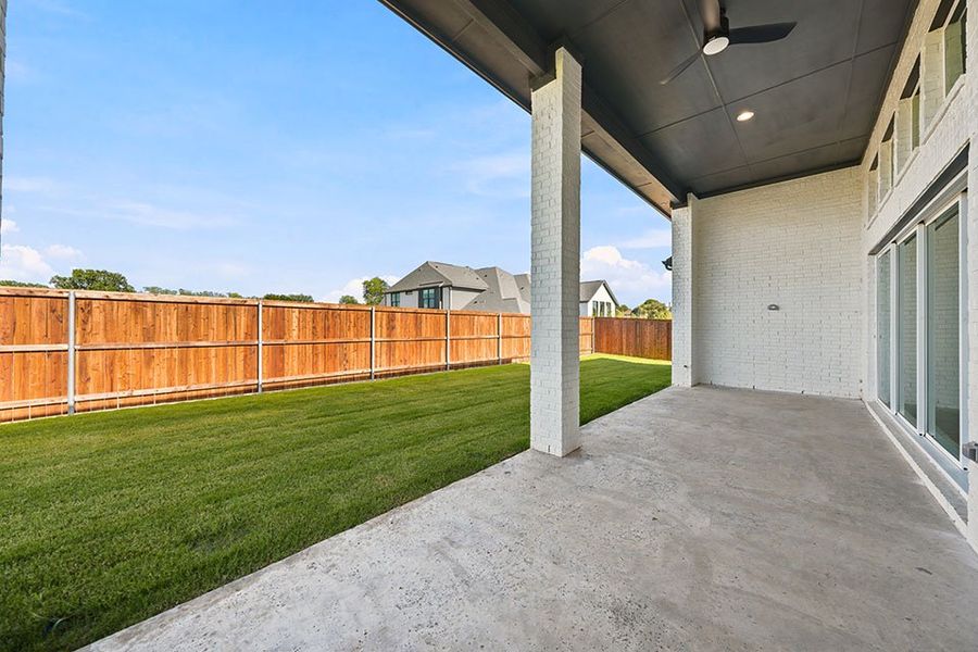 Exterior details and patio area of a home in Custer Ridge Estates, Allen (Image 3).
