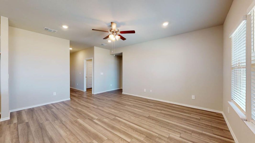 Unfurnished room featuring recessed lighting, light wood-type flooring, and a ceiling fan