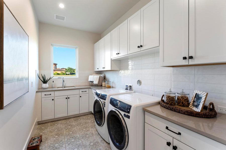Furnished interior view inside a new home in , Port St. Lucie (Image 3).