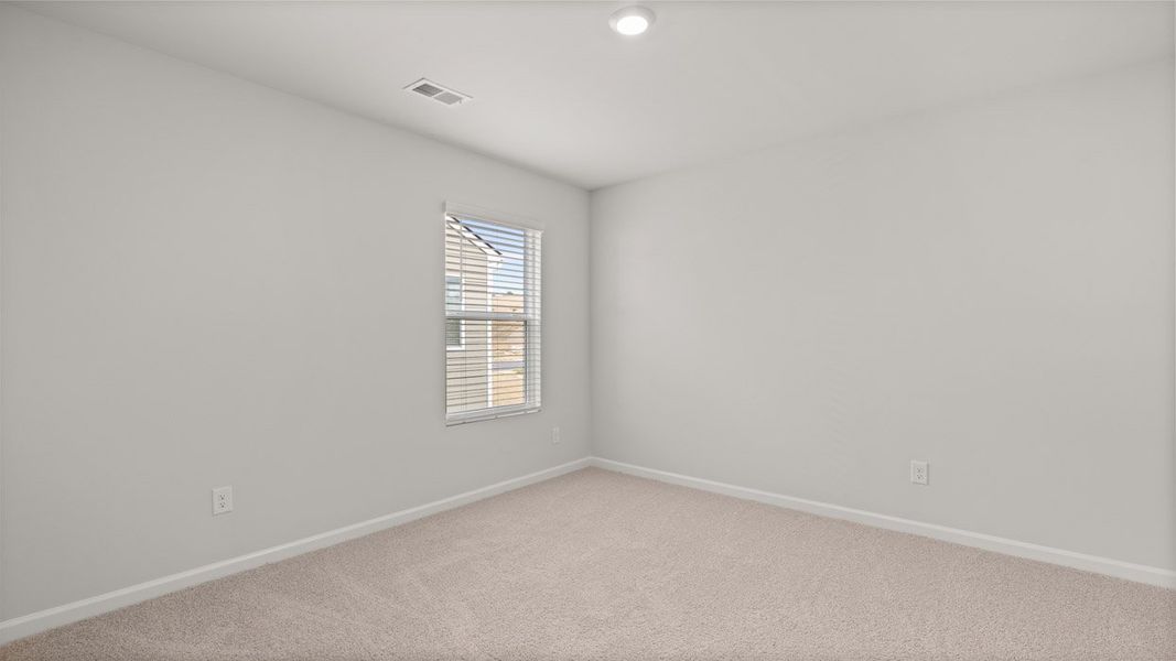 Spacious, unfurnished interior of a new home in The Abbey at Trolley Run Station, Aiken (Image 34).