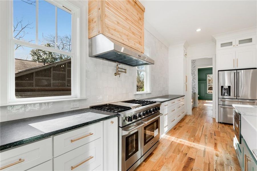 Furnished interior view inside a new home in , Atlanta (Image 14).