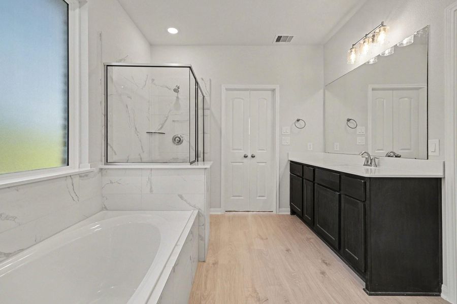 Furnished interior view inside a new home in Rose Hill Estates, Willis (Image 12).