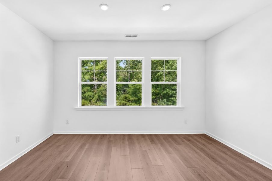Spacious, unfurnished interior of a new home in Silverstone, Knightdale (Image 22). Spacious, unfurnished interior of a new home in Silverstone, Knightdale (Image 22).