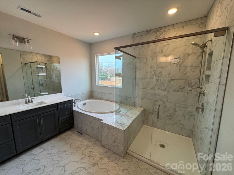 Furnished interior view inside a new home in Robinson Oaks, Gastonia (Image 4). Furnished interior view inside a new home in Robinson Oaks, Gastonia (Image 4).