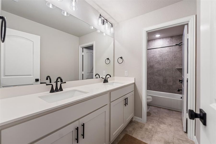 Furnished interior view inside a new home in Morningstar, Aledo (Image 16).