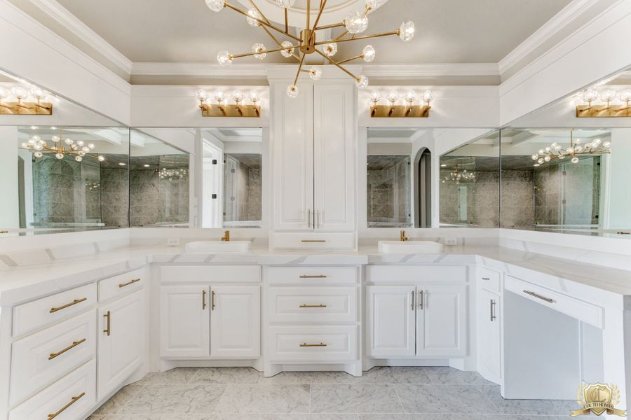 Furnished interior in a model home at Pecan Plantation in Granbury (Image 23). Furnished interior in a model home at Pecan Plantation in Granbury (Image 23).