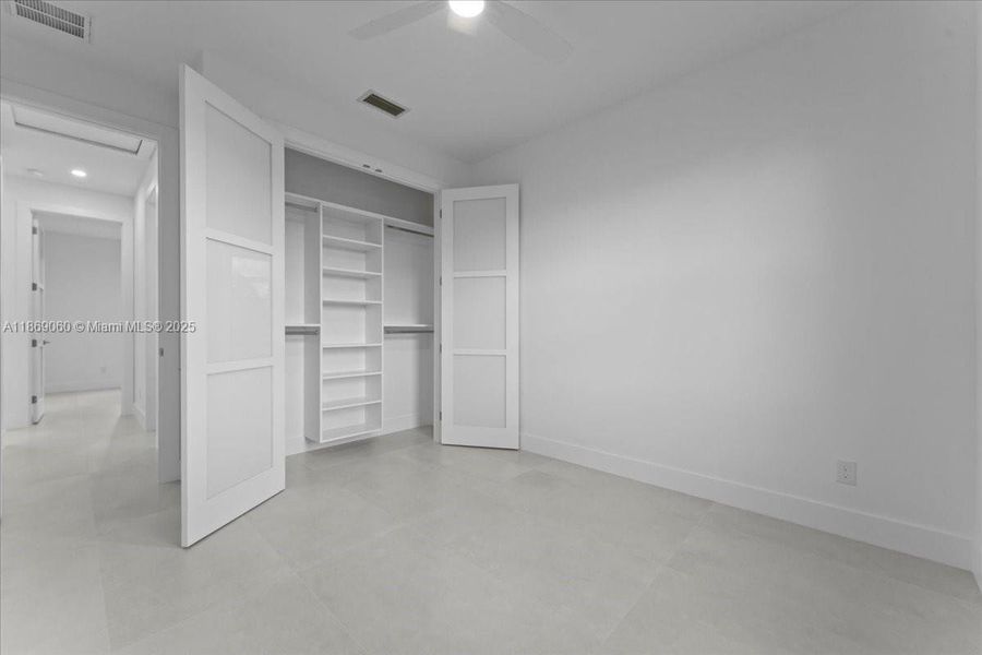 Spacious, unfurnished interior of a new home in , Lehigh Acres (Image 20). Spacious, unfurnished interior of a new home in , Lehigh Acres (Image 20).