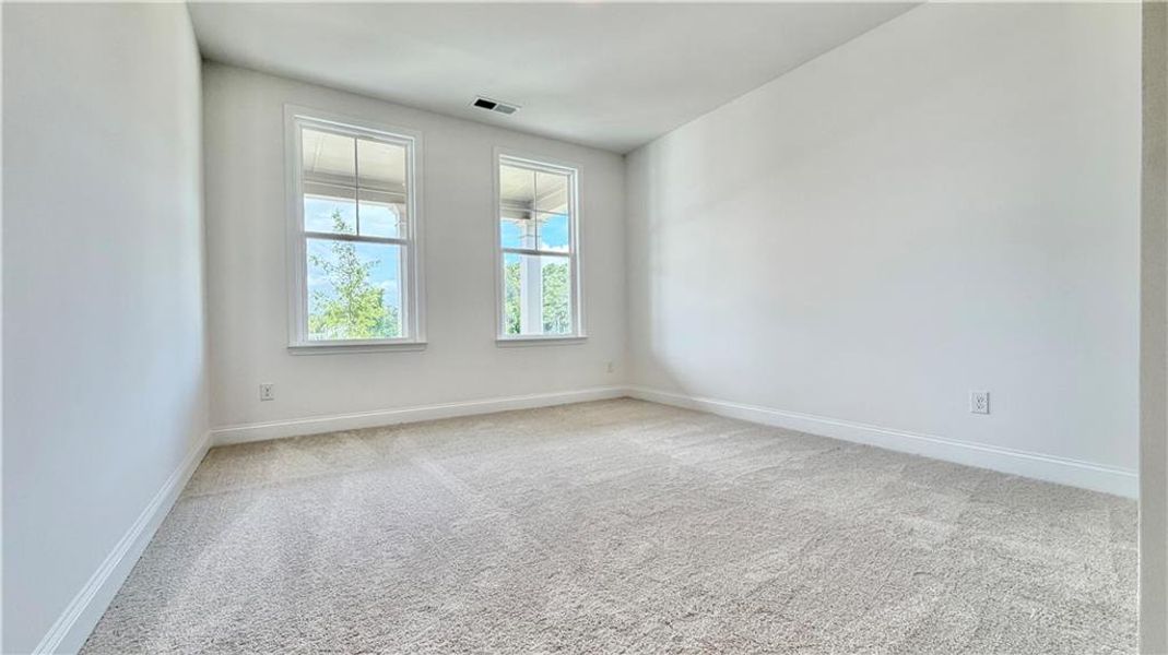Spacious, unfurnished interior of a new home in Wehunt Meadows, Hoschton (Image 31).