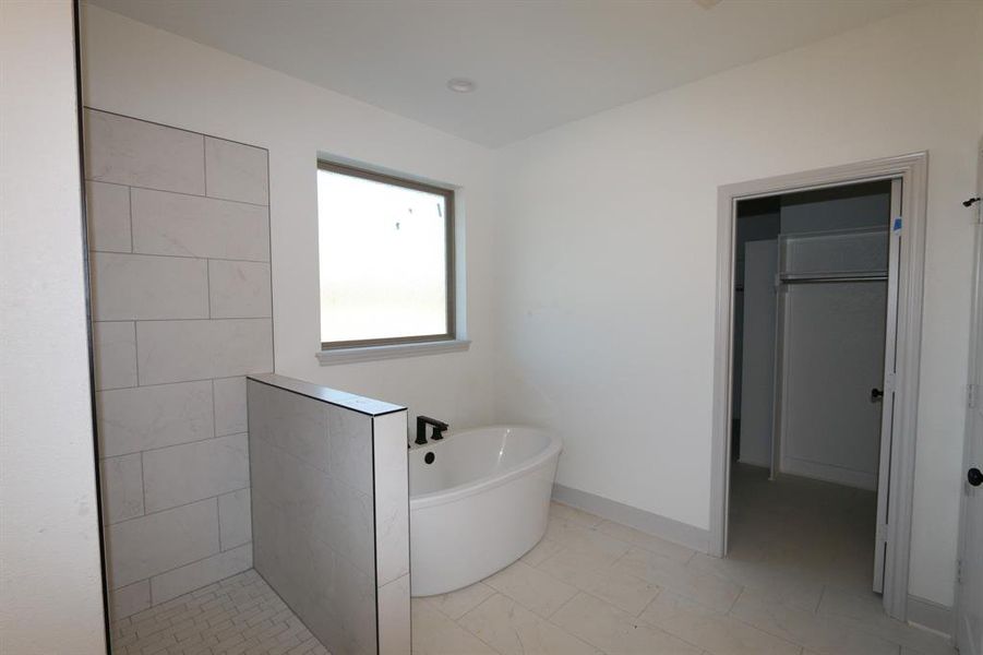 Furnished interior view inside a new home in , Tyler (Image 6).