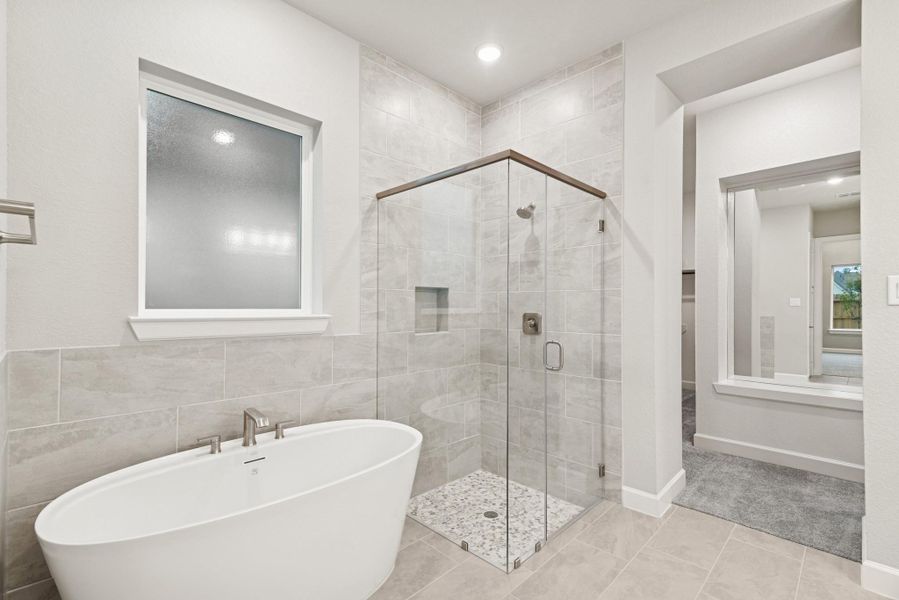 Furnished interior view inside a new home in ARTAVIA 65' Homesites, Conroe (Image 11). Furnished interior view inside a new home in ARTAVIA 65' Homesites, Conroe (Image 11).