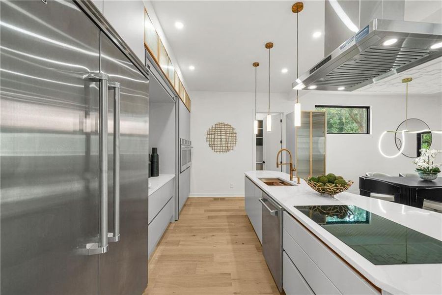 Furnished interior view inside a new home in , Atlanta (Image 57).