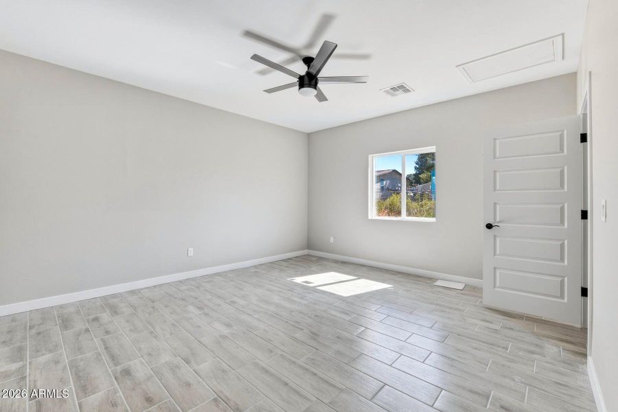 240 Valerie Lane-082101 240 Valerie Lane-082101