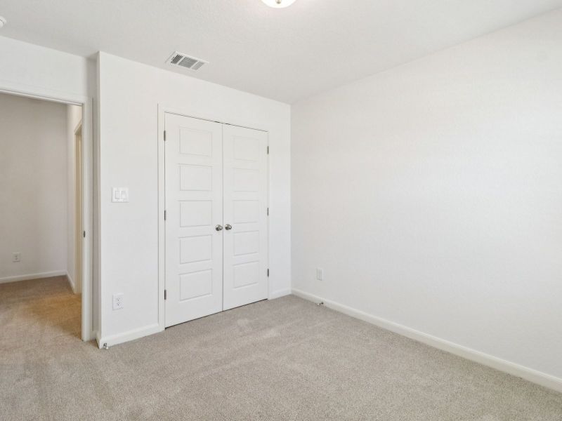 Spacious, unfurnished interior of a new home in Royal Crest, San Antonio (Image 19). Spacious, unfurnished interior of a new home in Royal Crest, San Antonio (Image 19).
