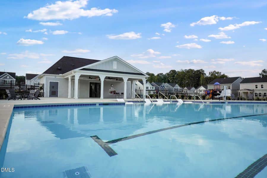 SUN_CaydenCove_Pic_Pool_13 SUN_CaydenCove_Pic_Pool_13