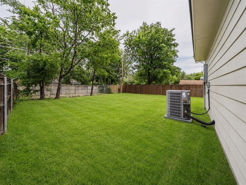 Exterior details and patio area of a home in , Fort Worth (Image 21).