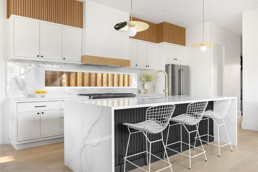 Furnished interior view inside a new home in , Dallas (Image 10).