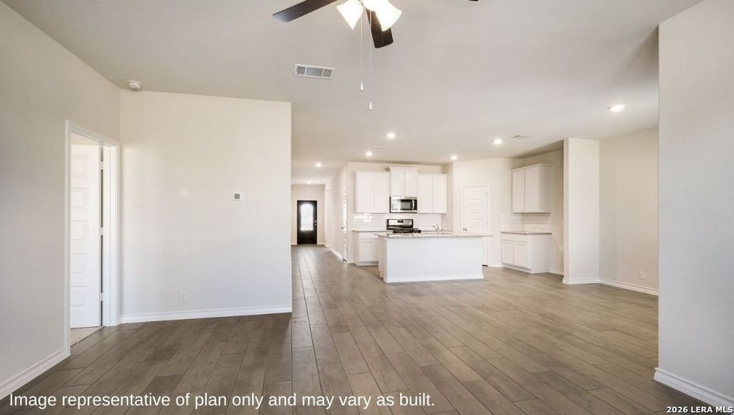 Spacious, unfurnished interior of a new home in Veranda, San Antonio (Image 19). Spacious, unfurnished interior of a new home in Veranda, San Antonio (Image 19).