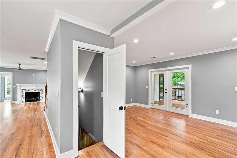 Spacious, unfurnished interior of a new home in , Atlanta (Image 58). Spacious, unfurnished interior of a new home in , Atlanta (Image 58).