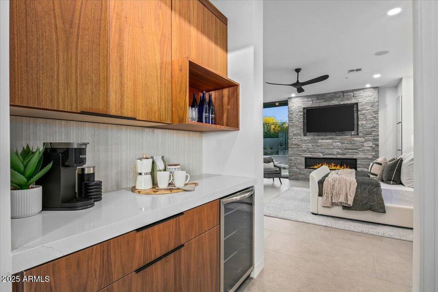 065-Primary Suite Coffe Bar 065-Primary Suite Coffe Bar