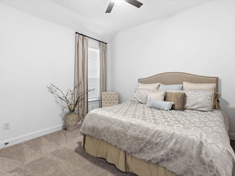 Furnished interior view inside a new home in Ellerden, Tomball (Image 28).