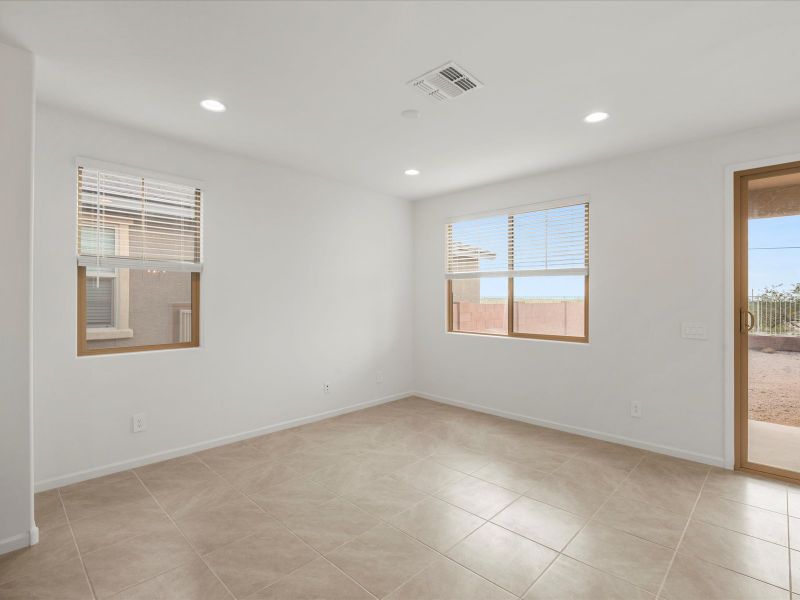 Spacious, unfurnished interior of a new home in Alamar at Rocking K, Tucson (Image 9). Spacious, unfurnished interior of a new home in Alamar at Rocking K, Tucson (Image 9).