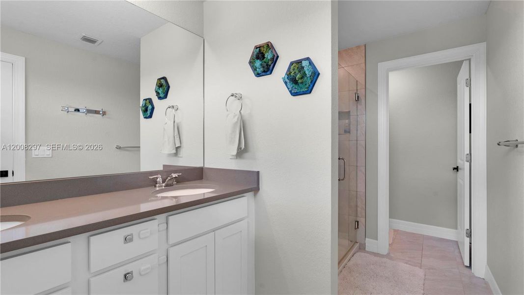 Furnished interior view inside a new home in , Lauderdale Lakes (Image 12).