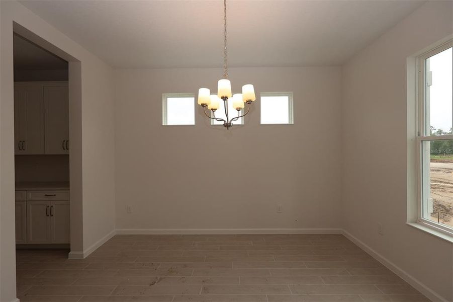 Spacious, unfurnished interior of a new home in Center Lake on the Park, St. Cloud (Image 36).