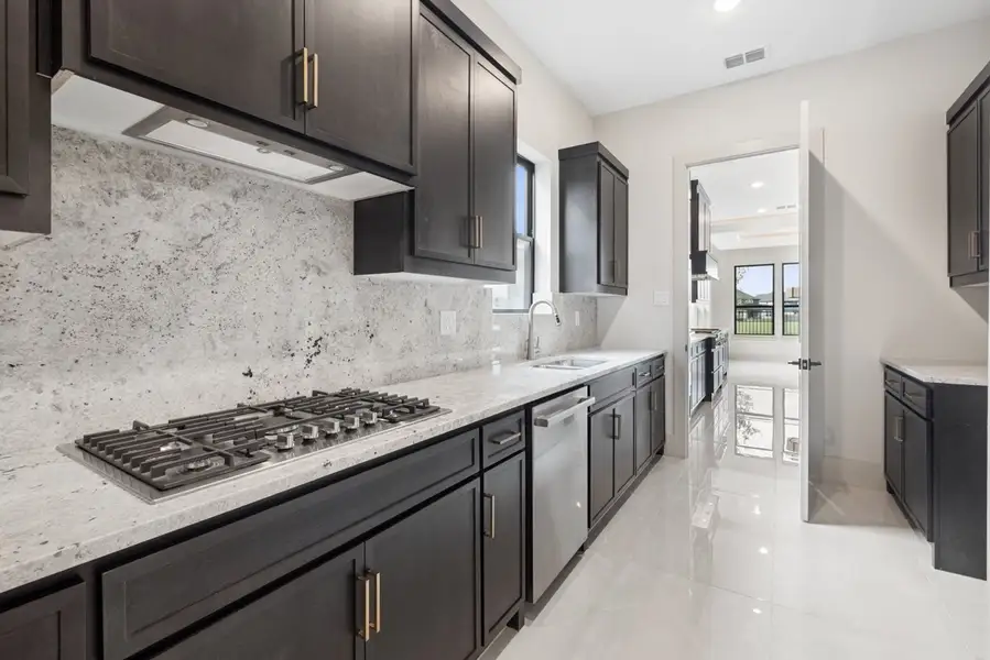 Representative furnished interior of a home built from the Westwood by Landon Homes in Dominion Estates, Frisco (Image 8).