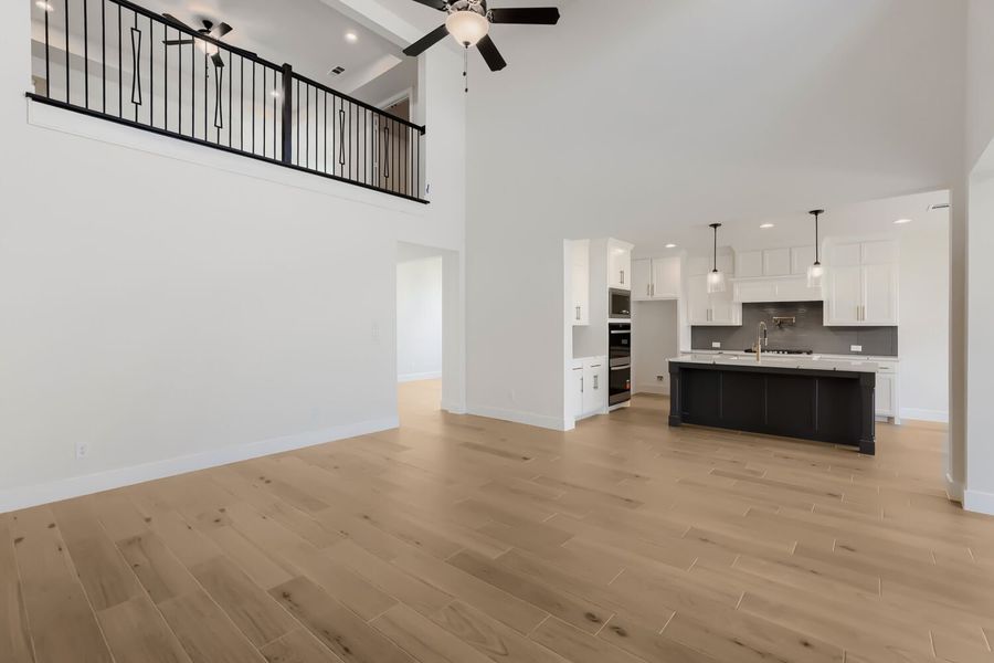 3312 Santolina - Living Area