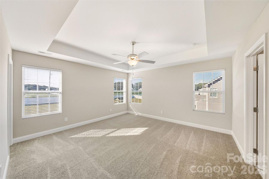 Spacious, unfurnished interior of a new home in , Stanfield (Image 45).