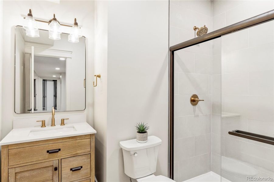Furnished interior view inside a new home in , Englewood (Image 13).