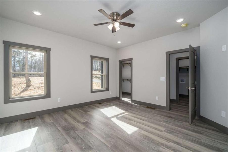 Spacious, unfurnished interior of a new home in , Talking Rock (Image 26).