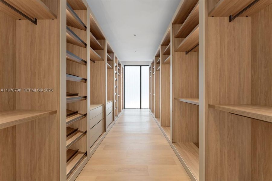 Image 30 of a home in .