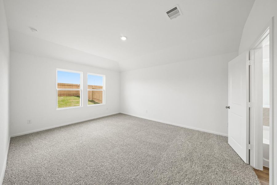Spacious, unfurnished interior of a new home in Chapel Lakes, Montgomery (Image 12). Spacious, unfurnished interior of a new home in Chapel Lakes, Montgomery (Image 12).