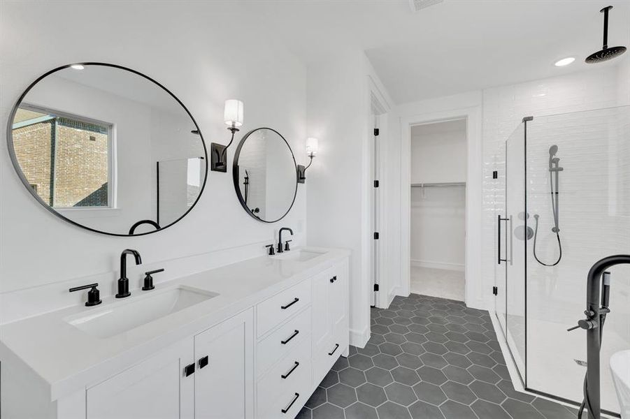 Furnished interior view inside a new home in Kreymer at the Park, Wylie (Image 16). Furnished interior view inside a new home in Kreymer at the Park, Wylie (Image 16).