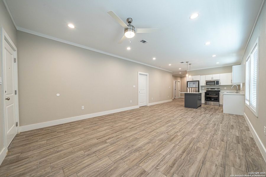 Spacious, unfurnished interior of a new home in , San Antonio (Image 30). Spacious, unfurnished interior of a new home in , San Antonio (Image 30).