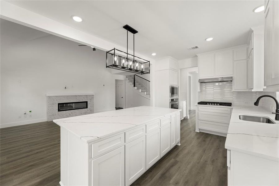 Furnished interior view inside a new home in Brookfield, Melissa (Image 12). Furnished interior view inside a new home in Brookfield, Melissa (Image 12).