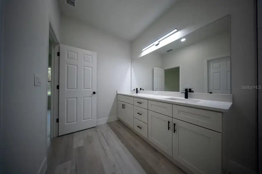 Furnished interior view inside a new home in , Citrus Springs (Image 4).