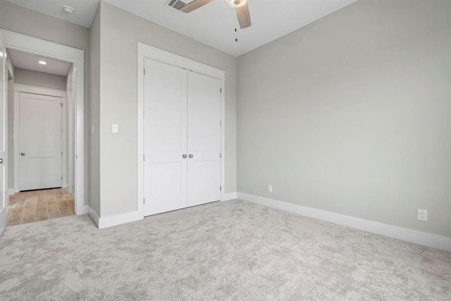 Spacious, unfurnished interior of a new home in , Weatherford (Image 25). Spacious, unfurnished interior of a new home in , Weatherford (Image 25).