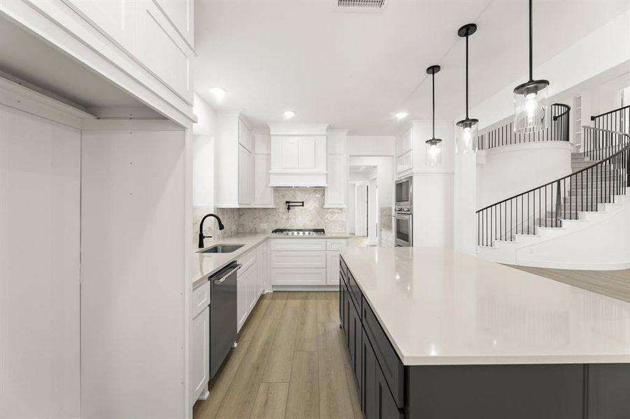 1115 Willow Lake-Kitchen-3