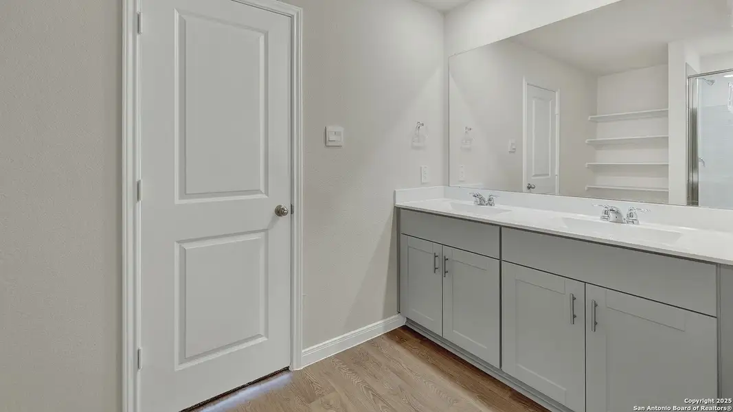 Image 36 of a home in Whisper South.