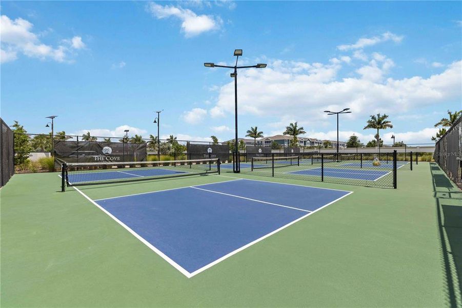 Community amenities in , Port Charlotte (Image 59).