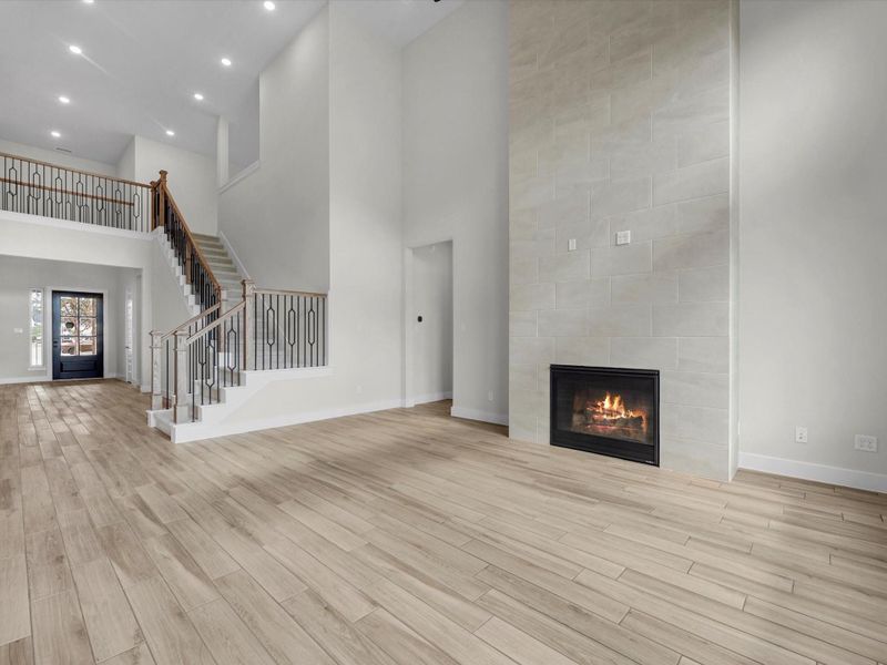 Spacious, unfurnished interior of a new home in Cross Creek Ranch, Fulshear (Image 15). Spacious, unfurnished interior of a new home in Cross Creek Ranch, Fulshear (Image 15).