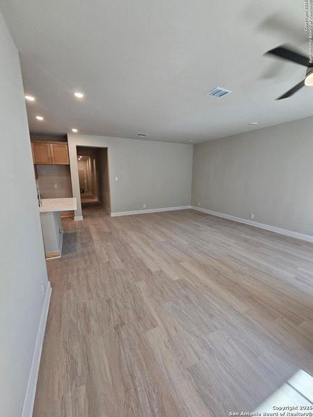 Spacious, unfurnished interior of a new home in , Spring Branch (Image 13).