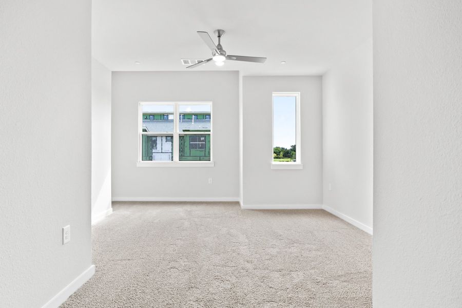 Spacious, unfurnished interior of a new home in Ten Mile Creek, Celina (Image 38).