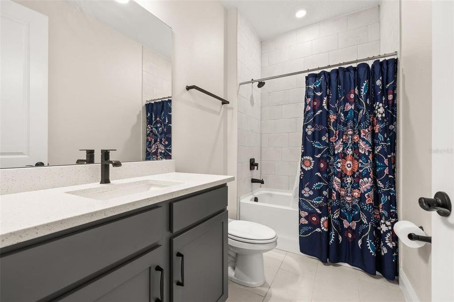 Furnished interior view inside a new home in Hartwood Landing, Clermont (Image 8).