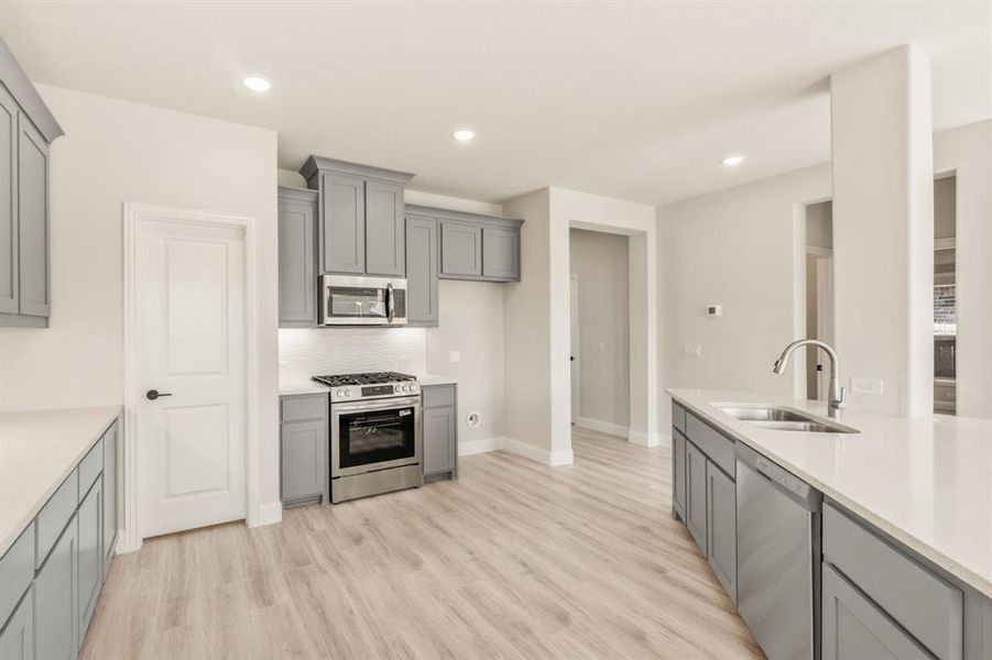Furnished interior view inside a new home in Silo Mills, Joshua (Image 12).