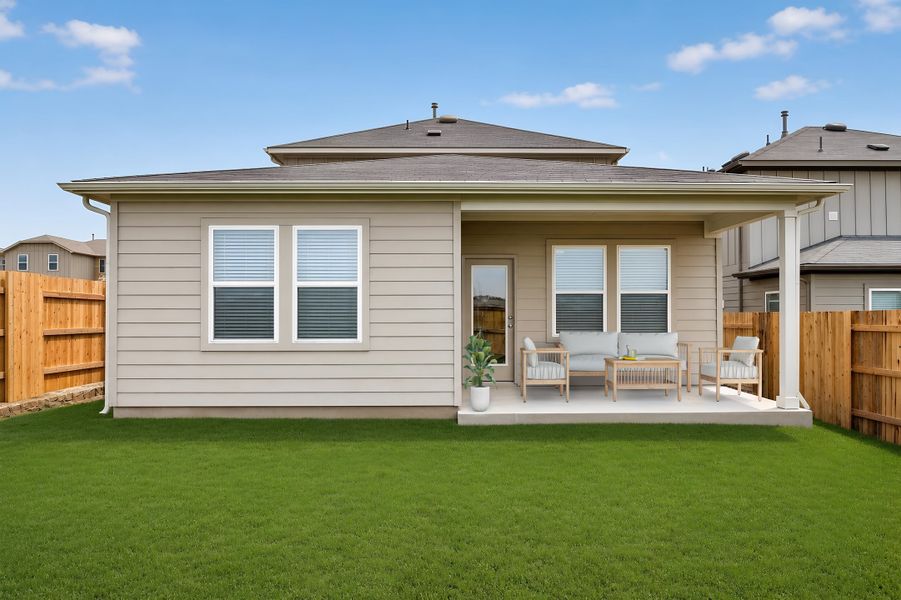 Exterior details and patio area of a home in Sunfield, Buda (Image 25).